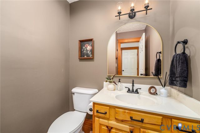 18 Seminole Trl, Palmyra, VA 22963