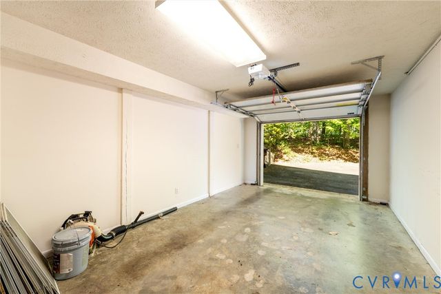 18 Seminole Trl, Palmyra, VA 22963