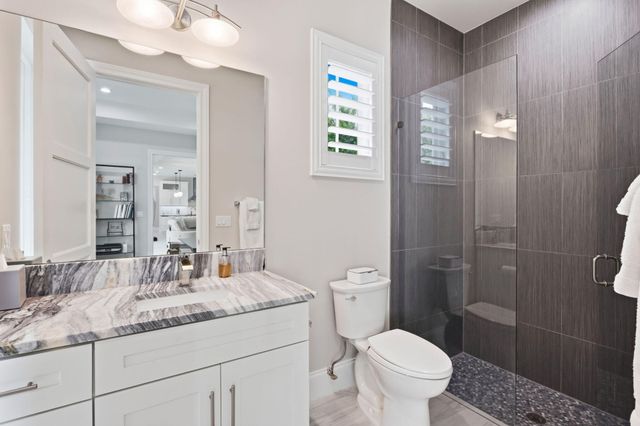 464 NE 8TH Street, Boca Raton, FL 33432