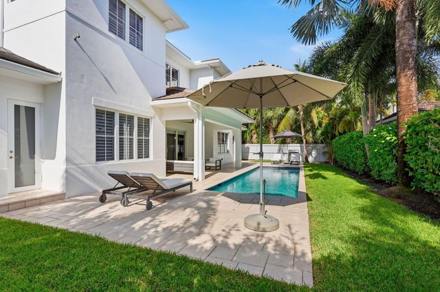 464 NE 8TH Street, Boca Raton, FL 33432