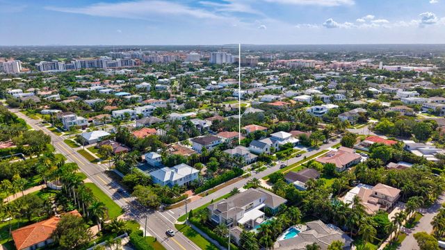 464 NE 8TH Street, Boca Raton, FL 33432