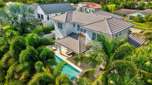 464 NE 8TH Street, Boca Raton, FL 33432