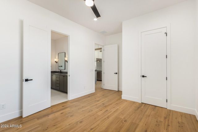 1319 W MAGMA Road, San Tan Valley, AZ 85144