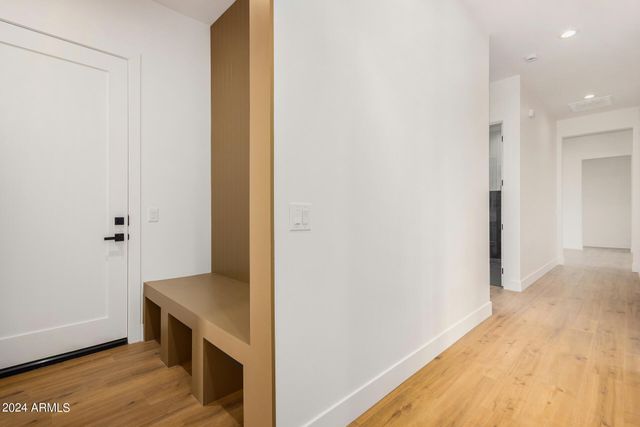 1319 W MAGMA Road, San Tan Valley, AZ 85144