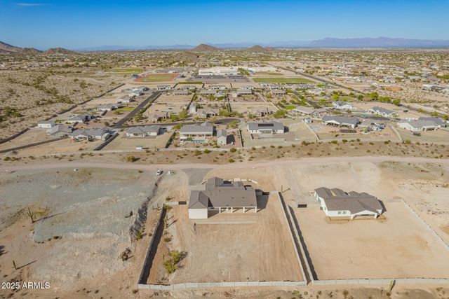 1319 W MAGMA Road, San Tan Valley, AZ 85144