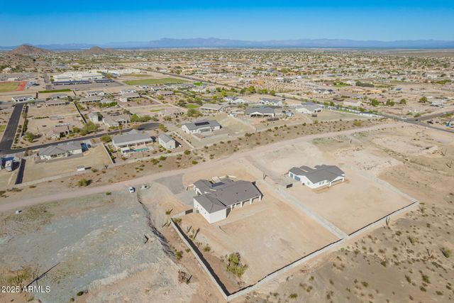 1319 W MAGMA Road, San Tan Valley, AZ 85144