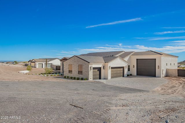 1319 W MAGMA Road, San Tan Valley, AZ 85144