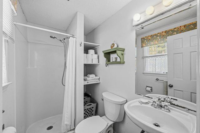 2 Vinewood Lane, Rochester, NH 03867