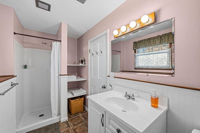 2 Vinewood Lane, Rochester, NH 03867