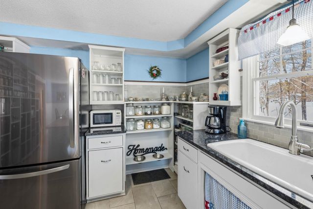 2 Vinewood Lane, Rochester, NH 03867