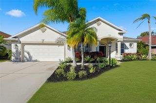 574 PLANTERS MANOR WAY, Bradenton, FL 34212