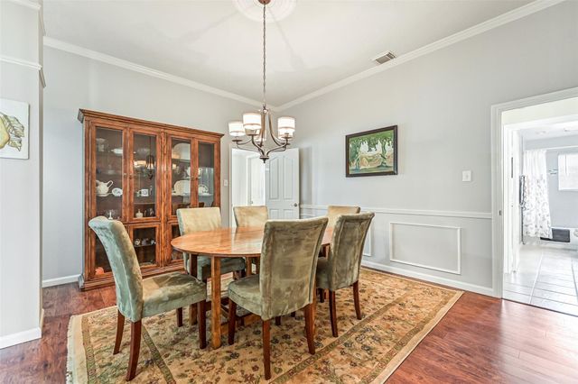 1405 Briar Crest Court, Pearland, TX 77581