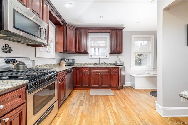 119 Nassau Avenue, Malverne, NY 11565