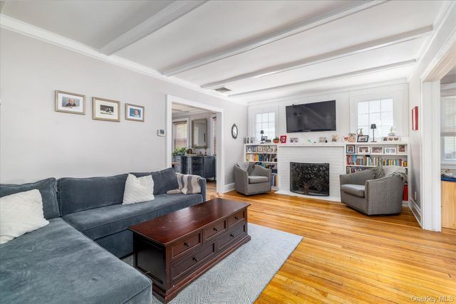 119 Nassau Avenue, Malverne, NY 11565