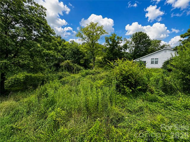 440 US 19e Highway, Spruce Pine, NC 28777