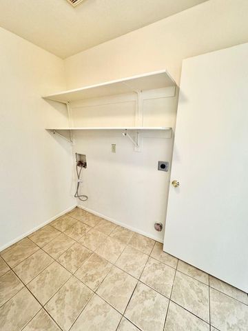 9007 W Malapai Drive, Peoria, AZ 85345