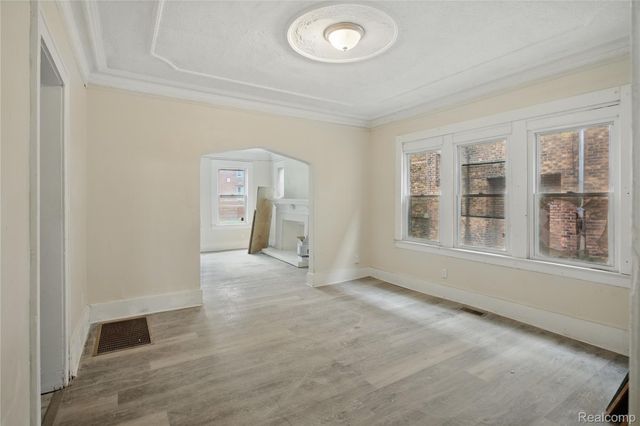 3729 W Grand Street, Detroit, MI 48238