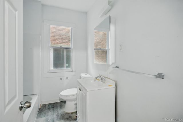 3729 W Grand Street, Detroit, MI 48238