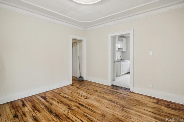 3729 W Grand Street, Detroit, MI 48238