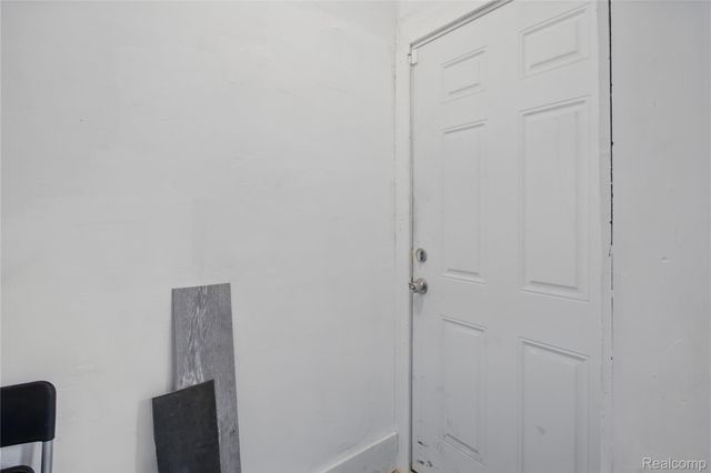 3729 W Grand Street, Detroit, MI 48238