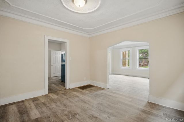 3729 W Grand Street, Detroit, MI 48238