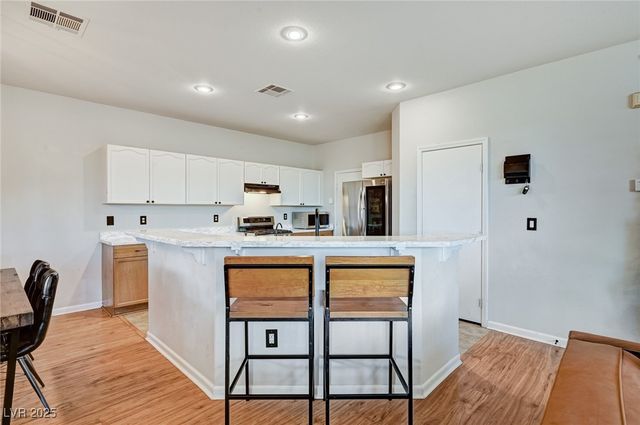 9217 Tulip Trestle Avenue, Las Vegas, NV 89148