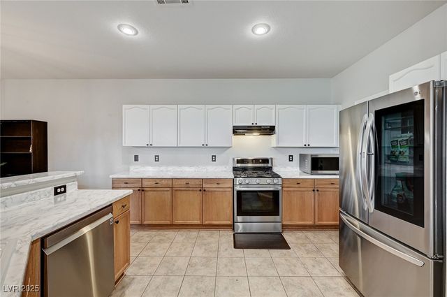 9217 Tulip Trestle Avenue, Las Vegas, NV 89148