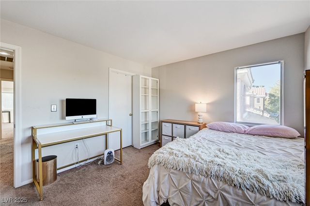 9217 Tulip Trestle Avenue, Las Vegas, NV 89148