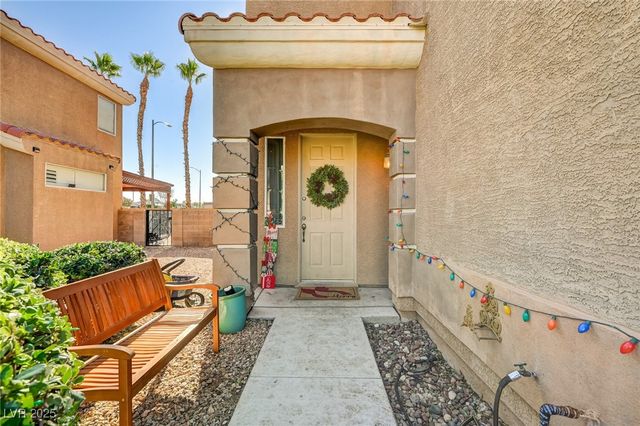 9217 Tulip Trestle Avenue, Las Vegas, NV 89148