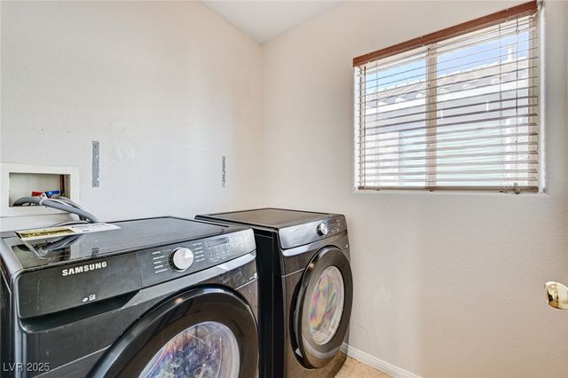 9217 Tulip Trestle Avenue, Las Vegas, NV 89148