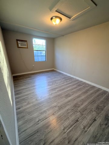 1222 BRIGHTON, San Antonio, TX 78211
