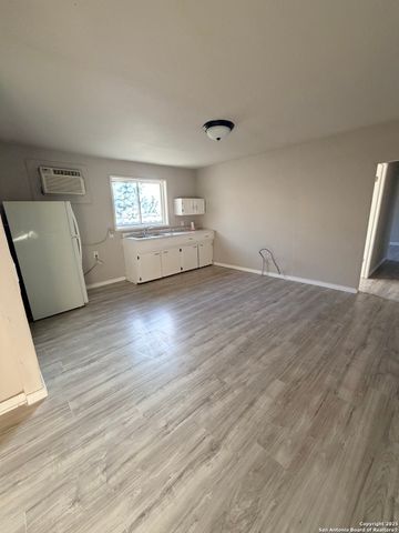 1222 BRIGHTON, San Antonio, TX 78211