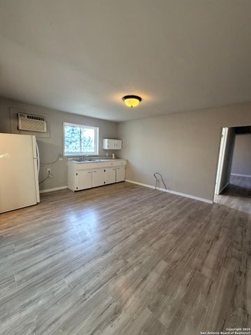 1222 BRIGHTON, San Antonio, TX 78211