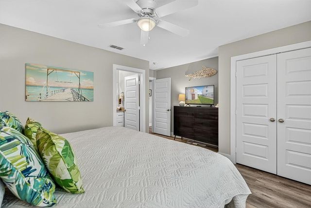 1107 S 11th St B9, Port Aransas, TX 78373