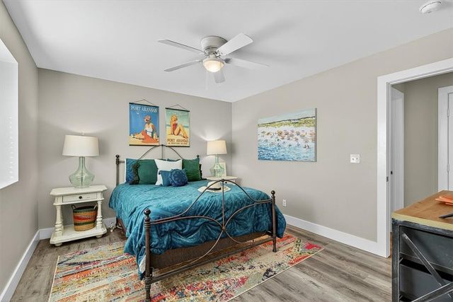 1107 S 11th St B9, Port Aransas, TX 78373