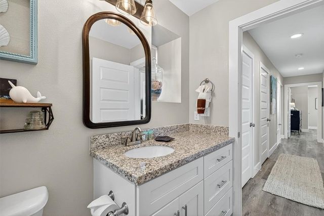 1107 S 11th St B9, Port Aransas, TX 78373