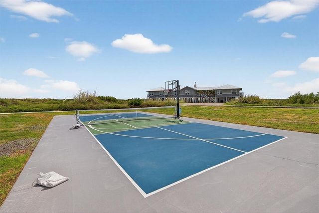 1107 S 11th St B9, Port Aransas, TX 78373