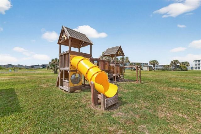 1107 S 11th St B9, Port Aransas, TX 78373