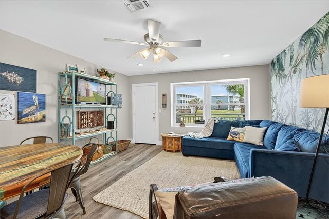 1107 S 11th St B9, Port Aransas, TX 78373