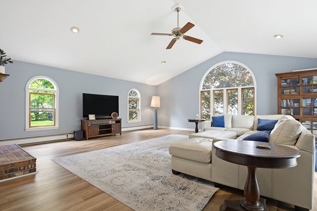 7 Brooks Ave, Westminster, MA 01473