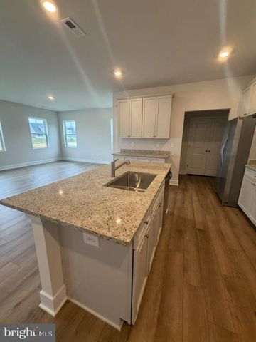 10333 YOSEMITE ST, White Plains, MD 20695