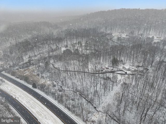 5990 NORTHWESTERN PIKE, Gore, VA 22637