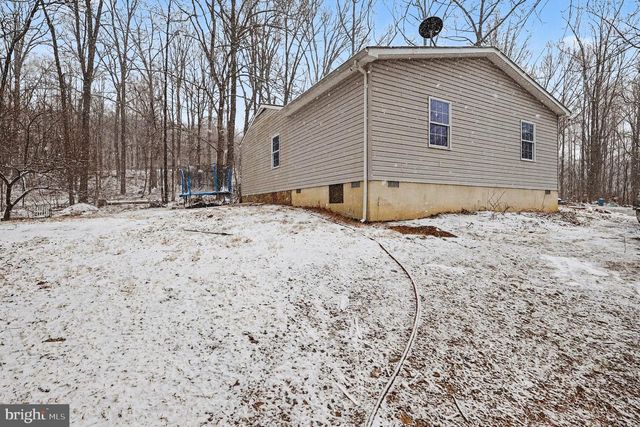 5990 NORTHWESTERN PIKE, Gore, VA 22637