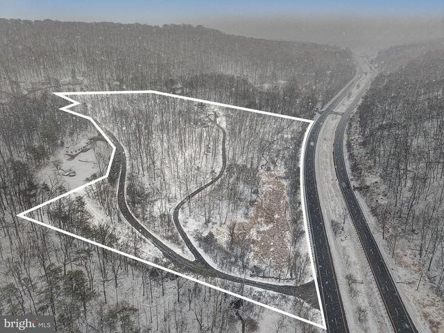 5990 NORTHWESTERN PIKE, Gore, VA 22637