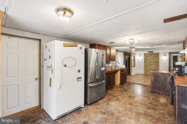 5990 NORTHWESTERN PIKE, Gore, VA 22637