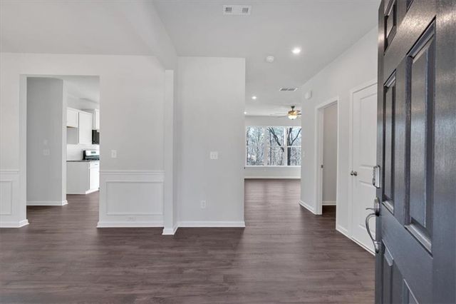 14 Grove Pointe Way, Cartersville, GA 30120