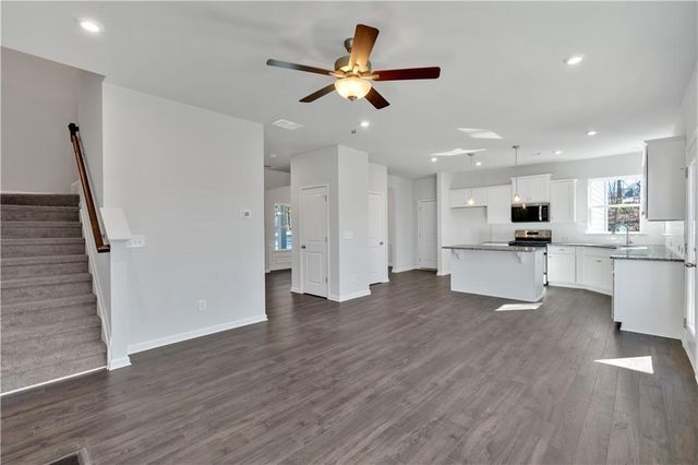 14 Grove Pointe Way, Cartersville, GA 30120