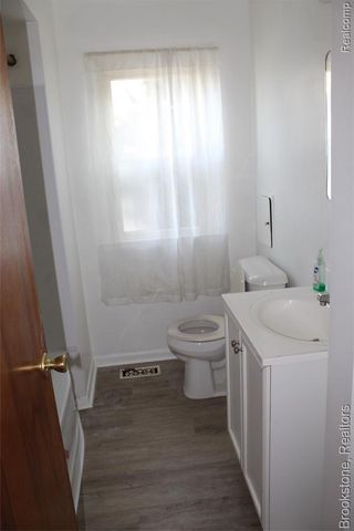 17980 Wexford Street, Roseville, MI 48066