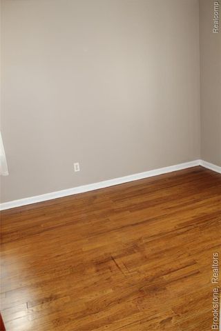 17980 Wexford Street, Roseville, MI 48066