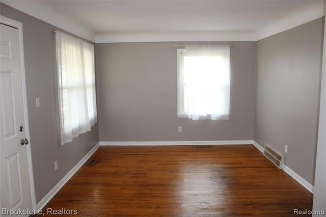 17980 Wexford Street, Roseville, MI 48066